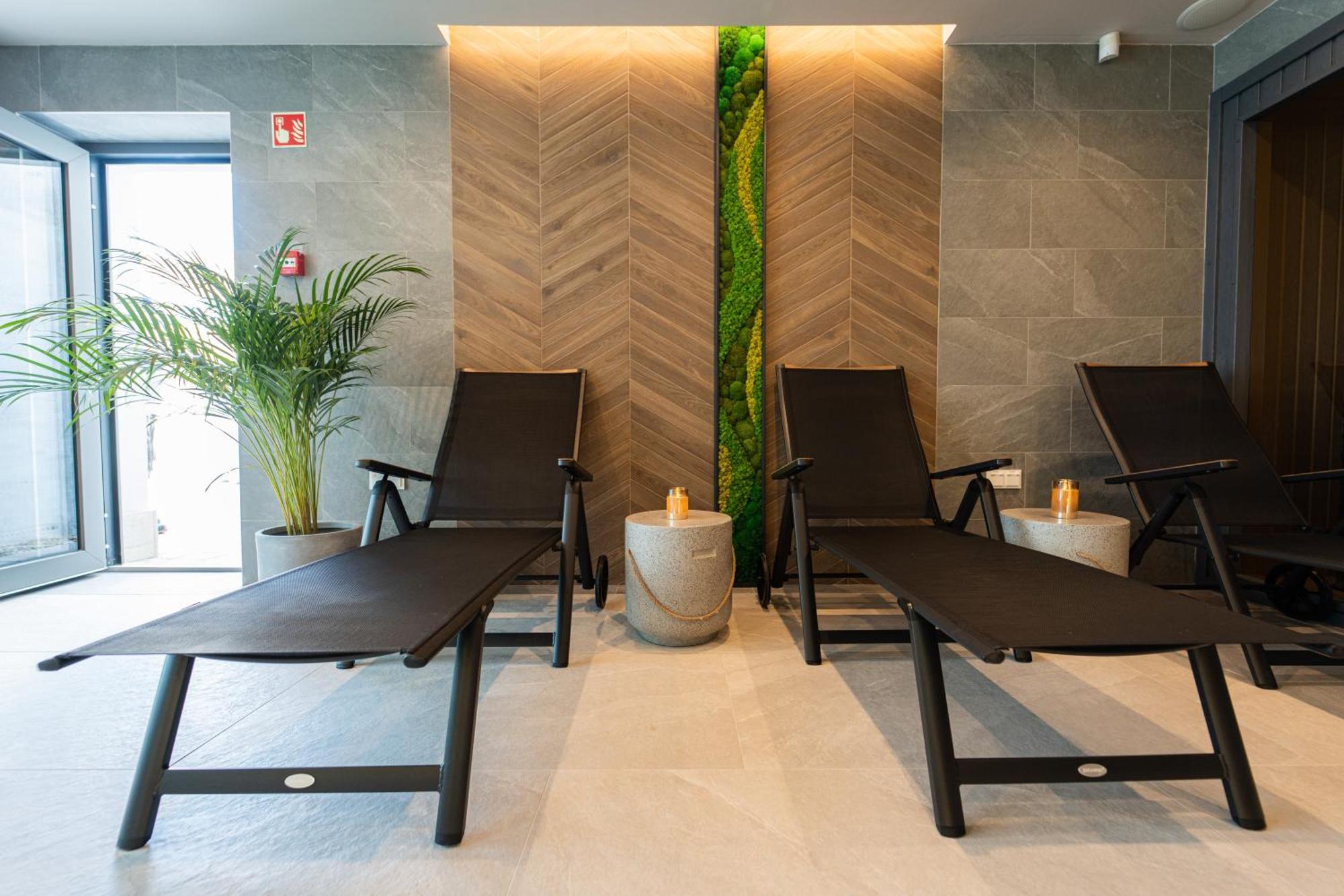 Rokusfalvy Borhotel Es Fogado Этек Экстерьер фото